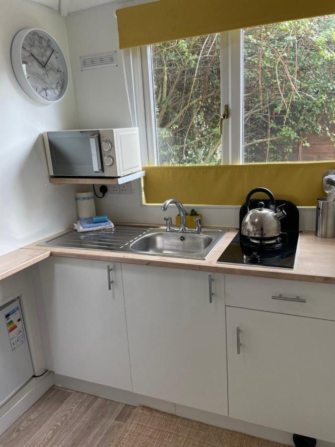 The Little Nest Beach Sole Use Accommodation Near To Bath Wick  Luaran gambar