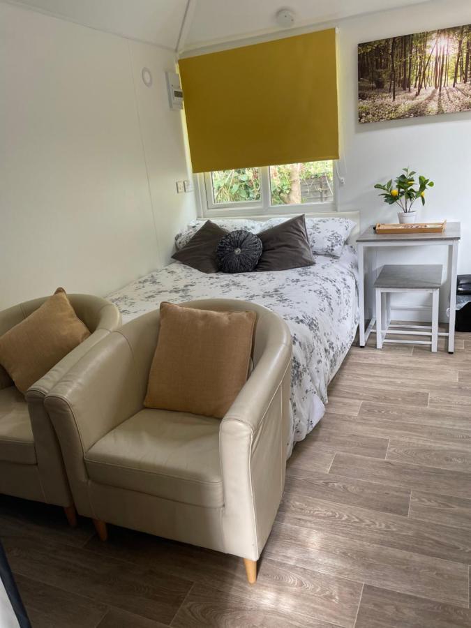 The Little Nest Beach Sole Use Accommodation Near To Bath Wick  Luaran gambar